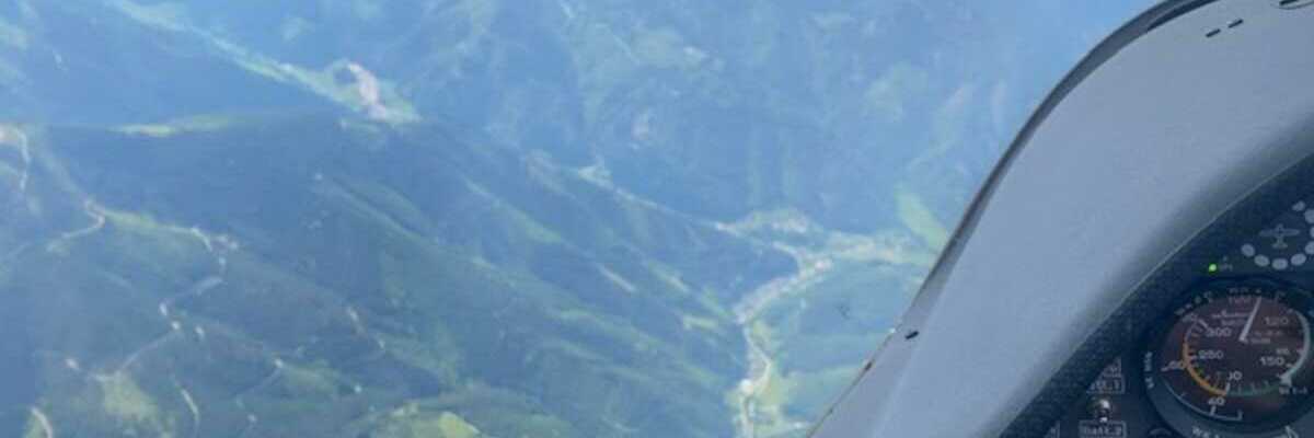 Flugwegposition um 14:46:08: Aufgenommen in der Nähe von Radmer, 8795, Österreich in 2699 Meter